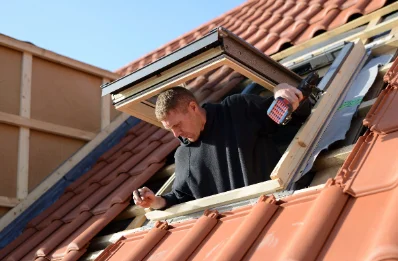 Pose de fenêtres de toit Velux à Mercuès